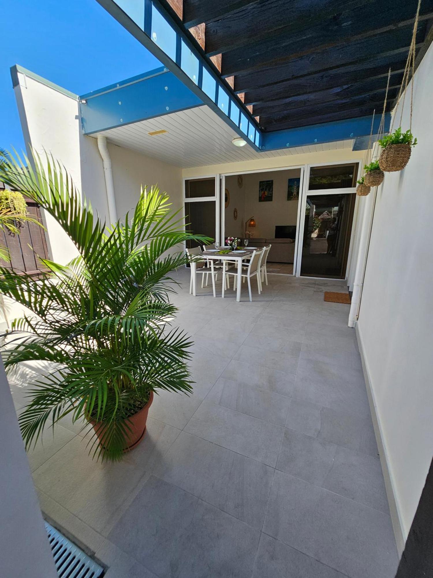 הוילה Paea Cozy House In A Private Complex מראה חיצוני תמונה
