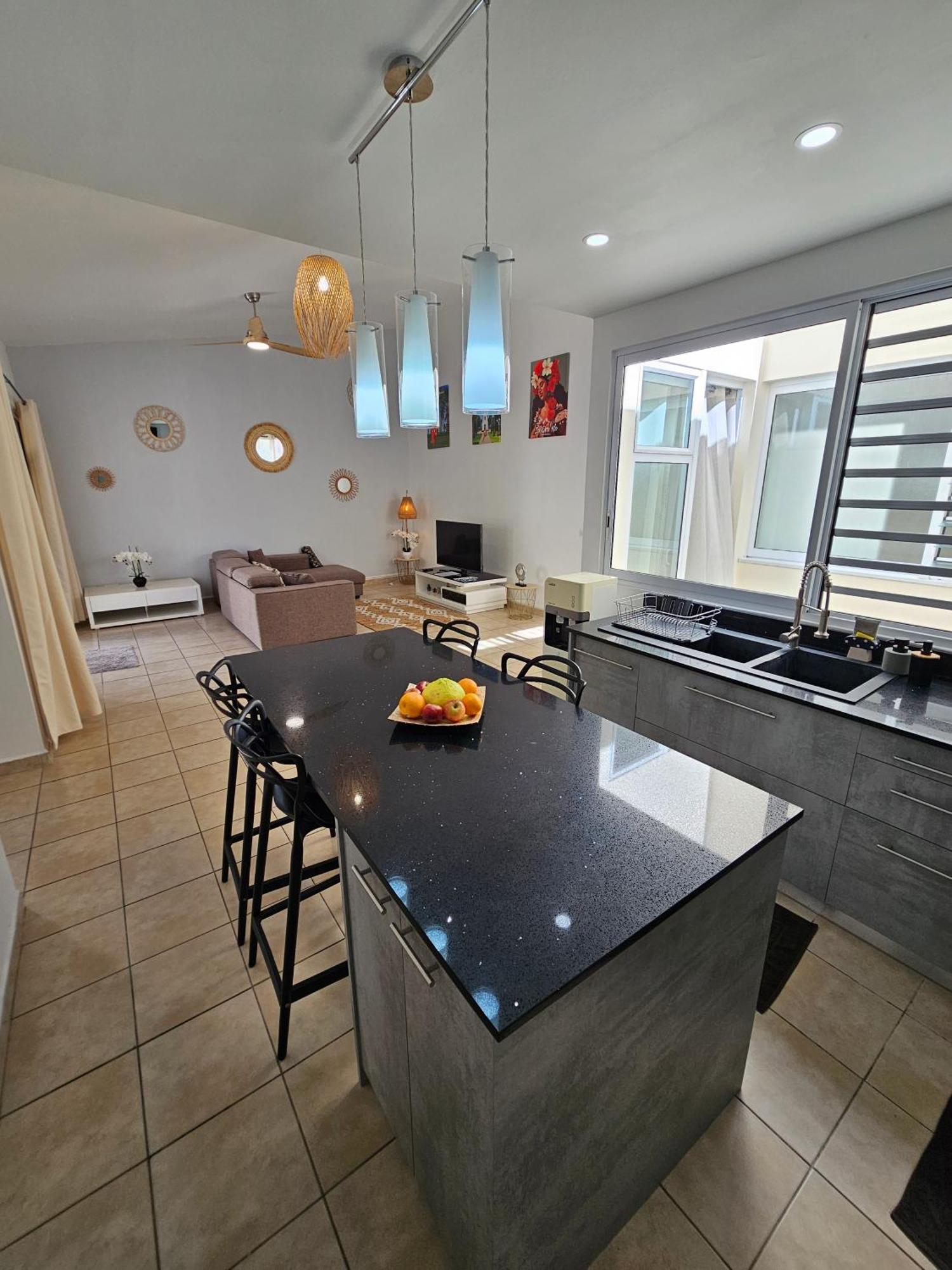 הוילה Paea Cozy House In A Private Complex מראה חיצוני תמונה