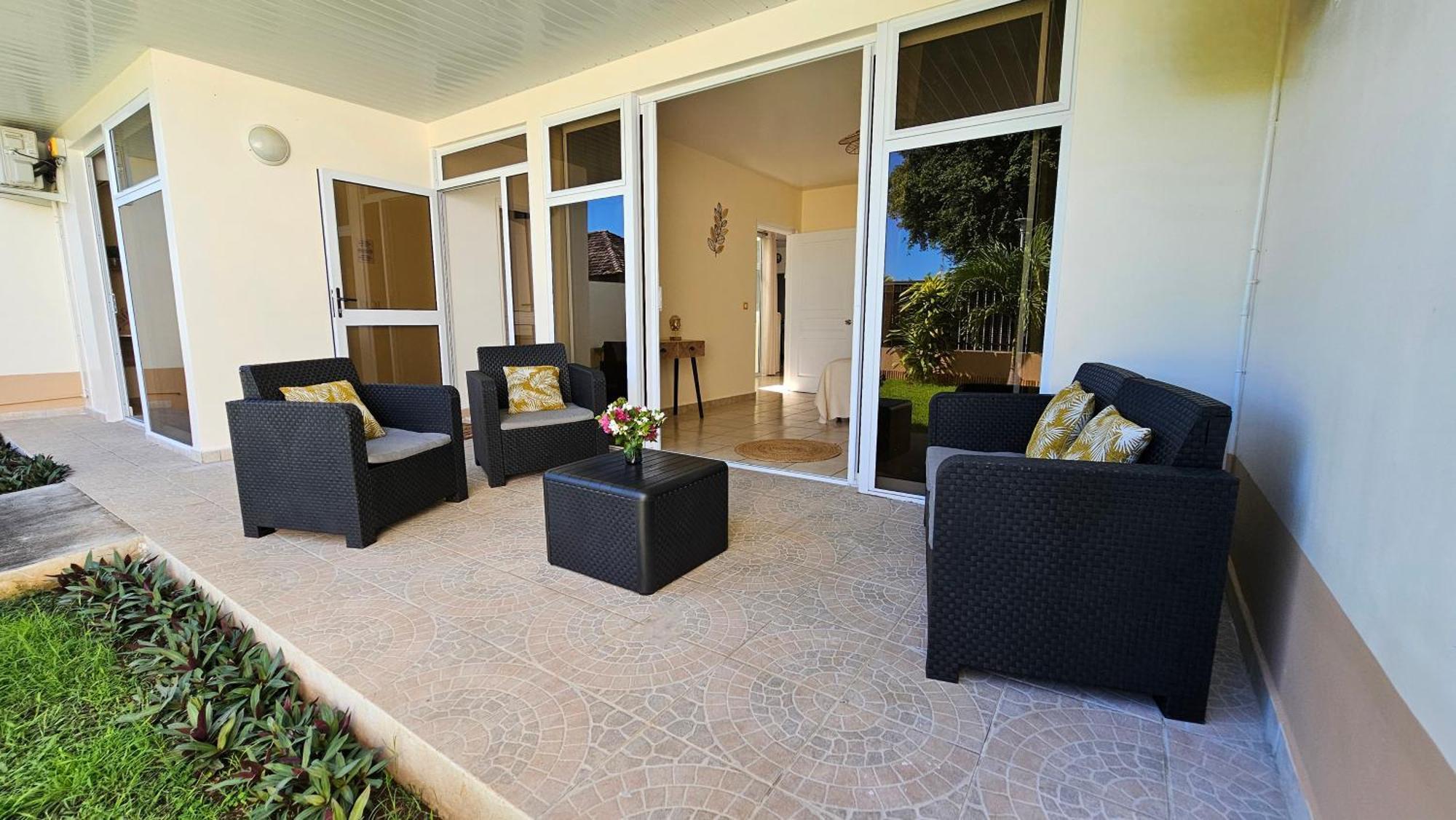 הוילה Paea Cozy House In A Private Complex מראה חיצוני תמונה