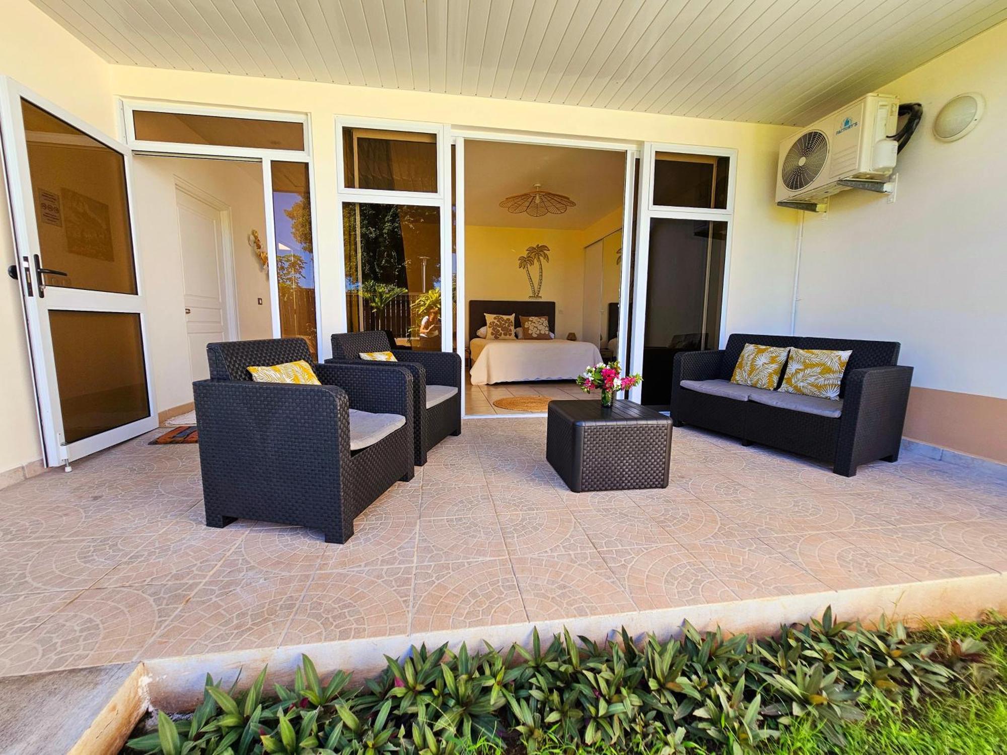הוילה Paea Cozy House In A Private Complex מראה חיצוני תמונה